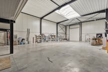 Bedrijfsgebouw op industriezone Nelca Noord te Lendelede