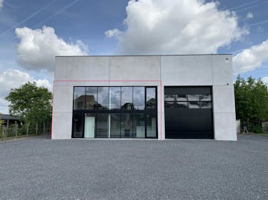 Kantoorgebouw te huur van ca. 100 m² in Lendelede