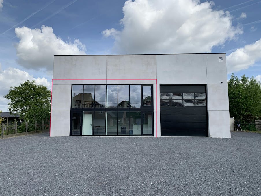 Kantoorgebouw te huur van ca. 100 m² in Lendelede