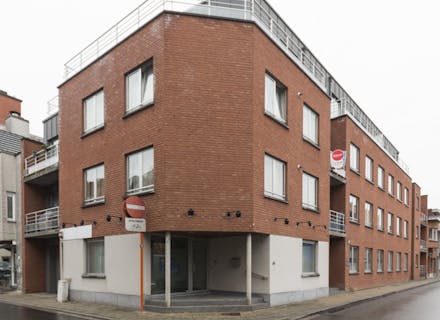 Lichtrijk appartement met 2 kamers in het centrum van Waregem