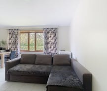 Gelijkvloers appartement met 1 slaapkamer te huur in Sint-Kruis