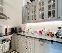 Forest - Beautiful 2 bedroom apartment + terrace and cellar