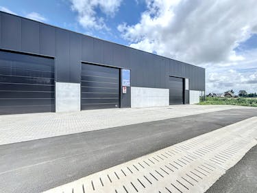 Nieuwbouw KMO-unit te huur van ca. 180 m² in project Saturnus