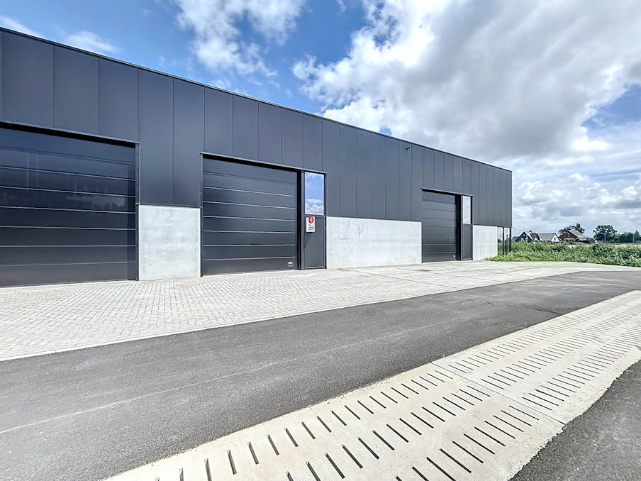 Nieuwbouw KMO-unit te huur van ca. 180 m² in project Saturnus