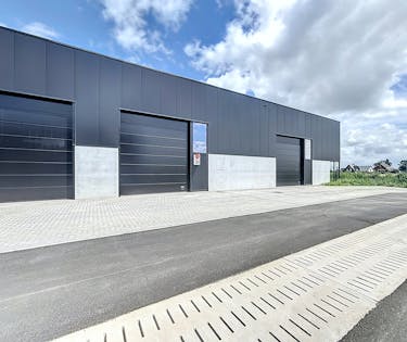 Nieuwbouw KMO-unit te huur van ca. 180 m² in project Saturnus