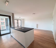 Appartement neuf de 2 chambres à louer à Bruxelles - Tour & Taxis