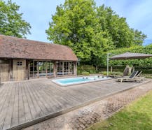 Exclusieve villa met praktijkruimte te Oudenburg