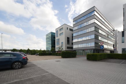 Kantoorgebouw te huur Roeselare