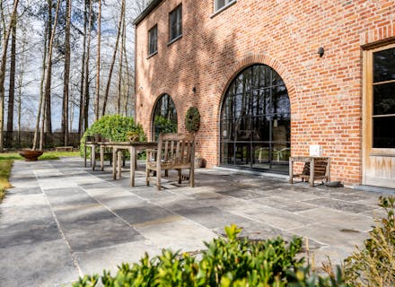 Robuuste villa te koop in het prachtige Tillegembos met geothermische installatie (warmtepomp) te Sint-Michiels, Brugge