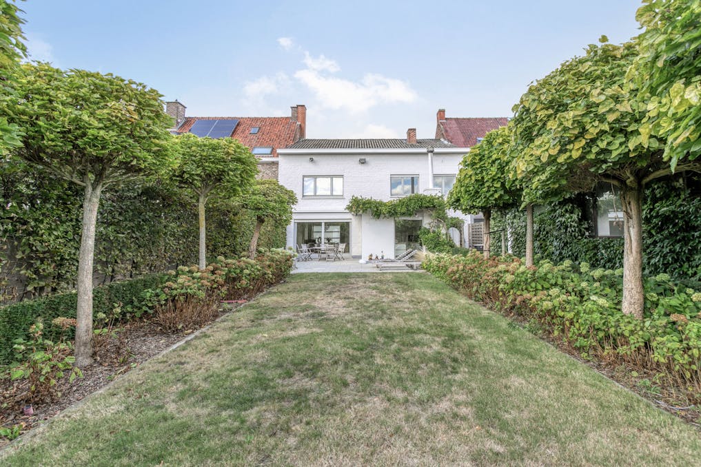 Aangenaam huis met 4 kamers te koop in centrum Beveren-Leie