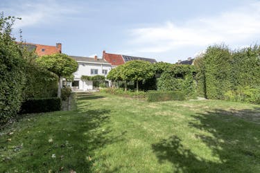 Aangenaam huis met 4 kamers te koop in centrum Beveren-Leie