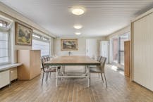 Praktijkruimte met woonst te koop in Beveren-Leie