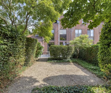 Polyvalent huis te koop in hartje Brugge