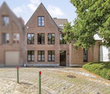 Polyvalent huis te koop in hartje Brugge