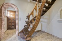 Huis (2slpk) met garage en loods (170m²)