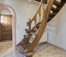 Huis (2slpk) met garage en loods (170m²)