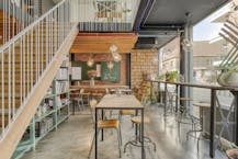 Veelzijdig handelspand (ca. 329 m²) te huur in Roeselare