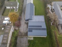 Instapklaar bedrijfsgebouw te koop in Poperinge