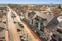 Handelspand 537m² met parking te koop op de Pauwengraaf