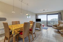 Appartement met 2 slaapkamers en zicht op zee en duinen in Koksijde