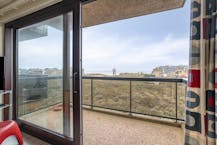 Appartement met 2 slaapkamers en zicht op zee en duinen in Koksijde