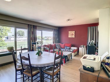 Lichtrijk appartement te koop met 2 slaapkamers en garagebox 