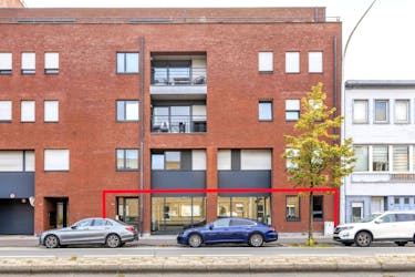 Handels- en kantoorruimte (220 m²) op toplocatie in Boom