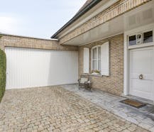 Villa te koop in Boezinge met 5 kamers en garage