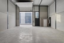 Nieuwbouw magazijn te huur in Pittem