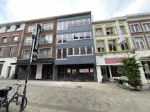 Casco handelspand van ca. 140 m² te huur in hartje Hasselt