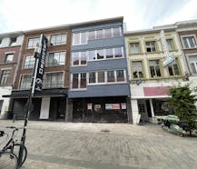Casco handelspand van ca. 140 m² te huur in hartje Hasselt