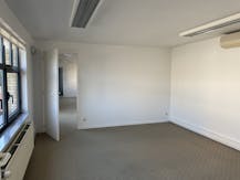 Kantoor van ca. 63 m² op verdiep te Roeselare