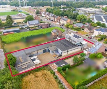 Handelspand met woonst te koop in Lanaken
