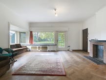 Statige woning met 6 slaapkamers en zonnige tuin te Pittem.