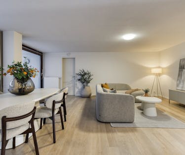 Gelijkvloers appartement met 3 slaapkamers in historisch centrum van Brugge.