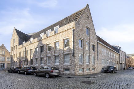Gelijkvloers appartement te koop Brugge