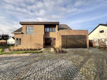 TE HUUR: Ruime woning met 4 slaapkamers te Stevoort (Hasselt)