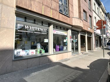 Handelspand  van ca. 326 m² te koop in Antwerpen