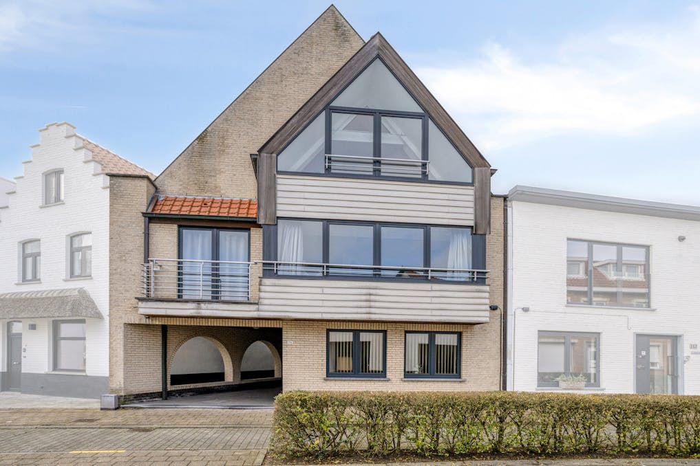 Propriété d'investissement avec 3 appartements à vendre dans le centre de Knokke