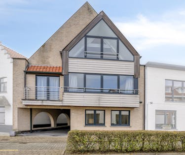 Propriété d'investissement avec 3 appartements à vendre dans le centre de Knokke