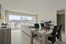 Instapklaar appartement te koop te Sint-Andries met 1 slpk en terras