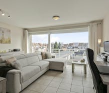 Instapklaar appartement te koop te Sint-Andries met 1 slpk en terras