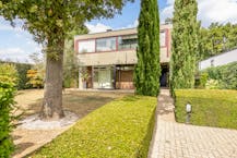 Uitzonderlijke villa met praktijk op toplocatie in Hasselt