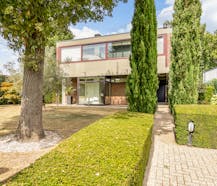 Uitzonderlijke villa met praktijk op toplocatie in Hasselt