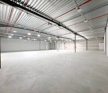 Loods te huur - toplocatie Oostende (ca. 1200 m²)