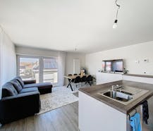 Lichtrijk 2-slaapkamer appartement te huur in centrum Heist