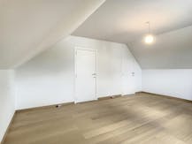 Stijlvol afgewerkte nieuwbouwwoning met 4 slaapkamers in Zedelgem