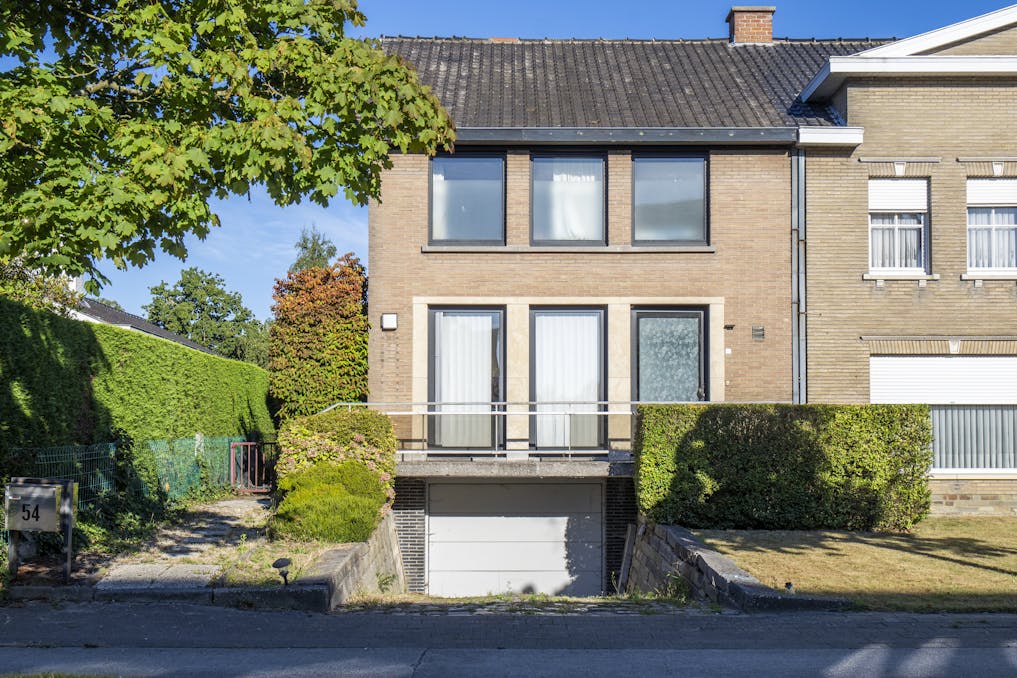 Ruim huis te koop in kortrijk met tuin en 4 slaapkamers