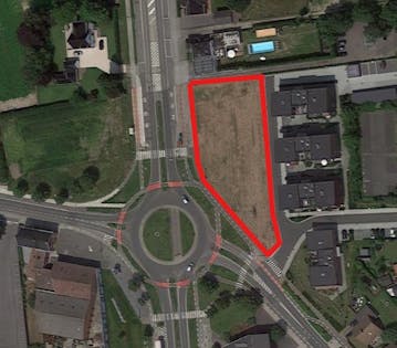 Projectgrond te koop met vergunning voor kantoorgebouw