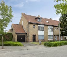 Ruime gezinswoning met tuin te koop in Roeselare